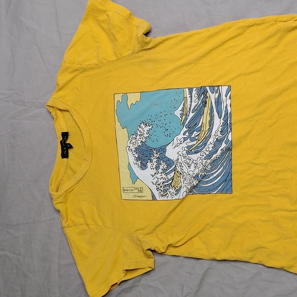 LA Hearts Shirt Women's Size XS X Small Gold Short Sleeve Graphic Waves - Picture 3 of 8